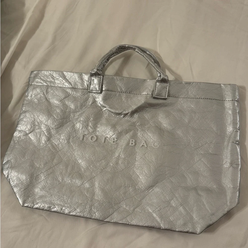 3 Tote Bags in Brown, Black, & Silver - NWOT - Picture 2 of 4